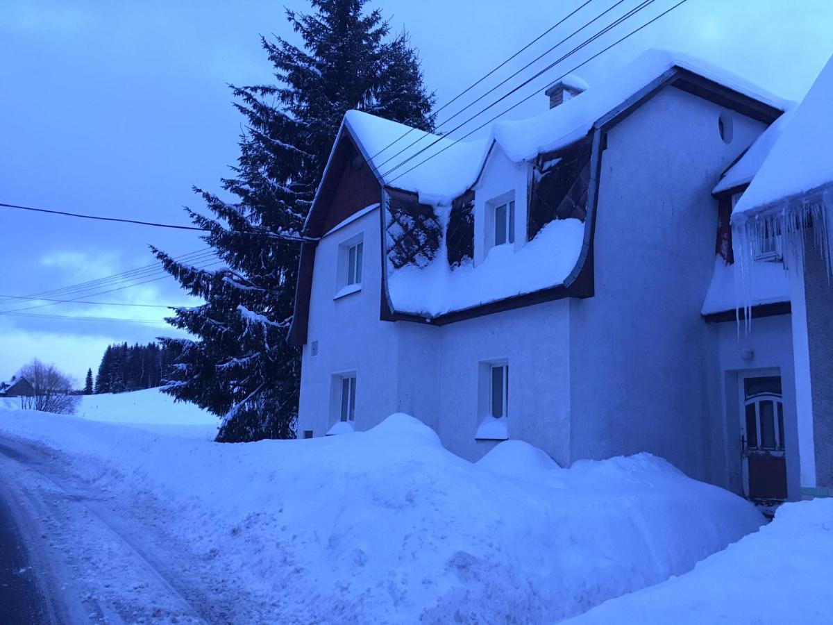 Ubytovani U Mateje Horní Blatná Exteriör bild