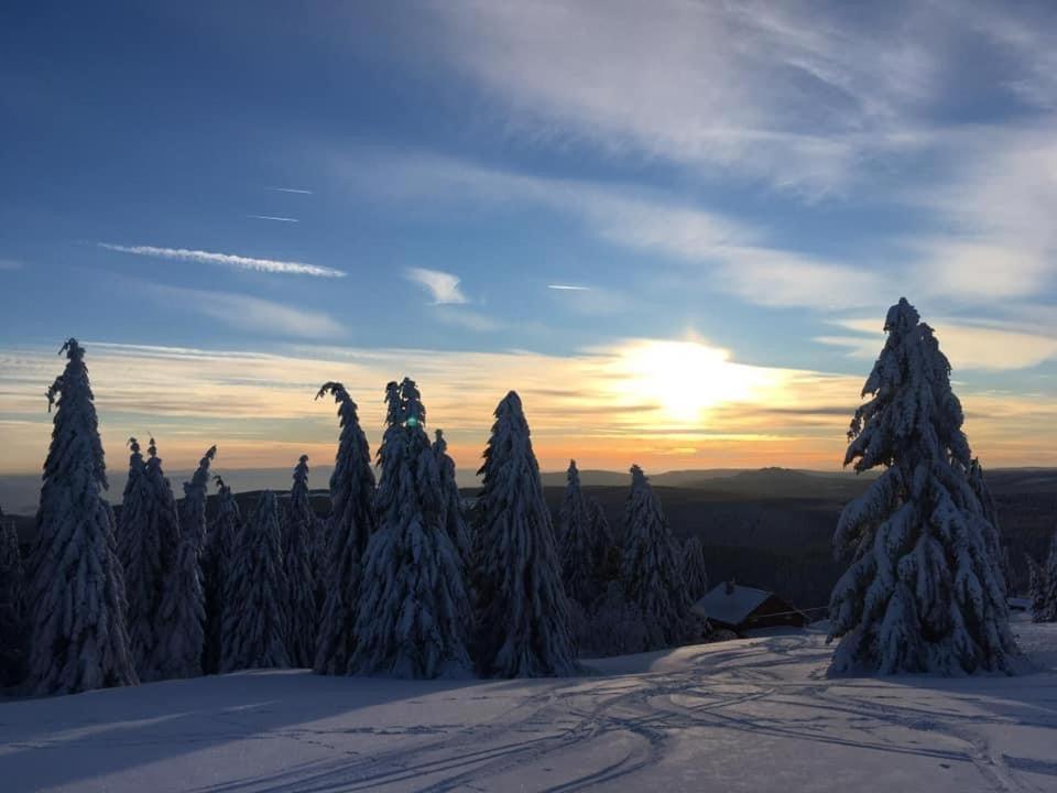 Ubytovani U Mateje Horní Blatná Exteriör bild